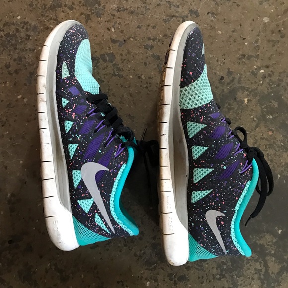 Nike Shoes - NIKES sold to @rikki_evans